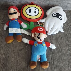 Nintendo Mario Plush Set